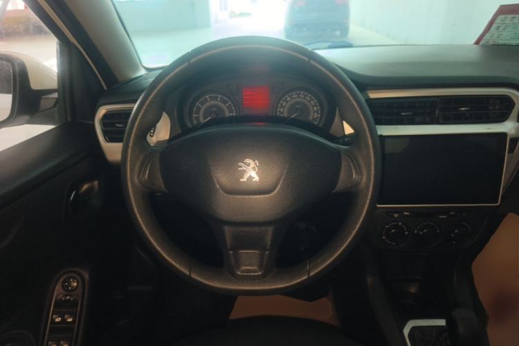 Used Peugeot 301 2014 1.6L Manual Comfort Edition Steering Wheel