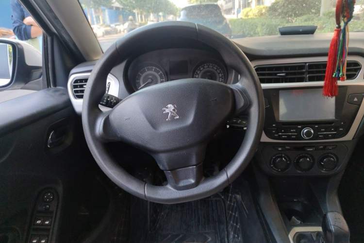 Used Peugeot 301 2014 1.6L Manual Comfort Edition Steering Wheel