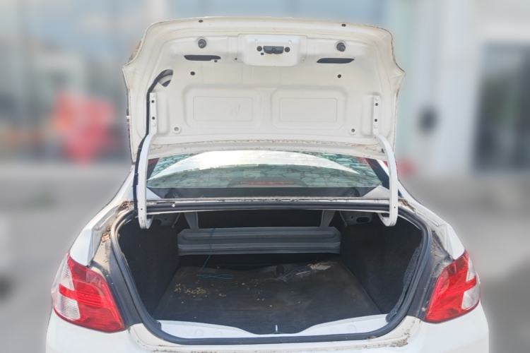 Used Peugeot 301 2014 1.6L Manual Comfort Edition Trunk