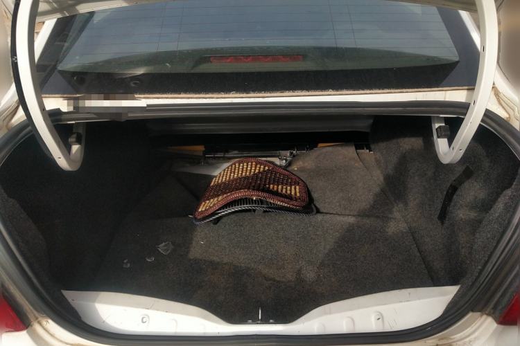 Used Peugeot 301 2014 1.6L Manual Comfort Edition Trunk