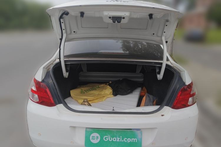 Used Peugeot 301 2014 1.6L Manual Comfort Edition Trunk