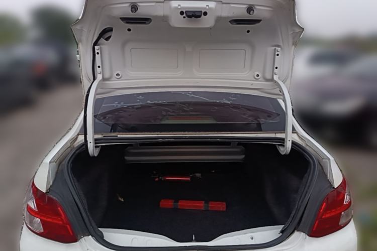 Used Peugeot 301 2014 1.6L Manual Comfort Edition Trunk