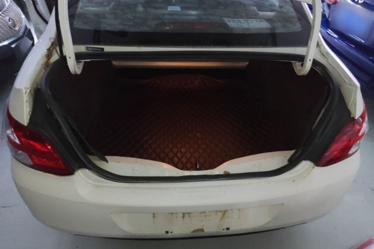 Used Peugeot 301 2014 1.6L Automatic Comfort Edition Trunk