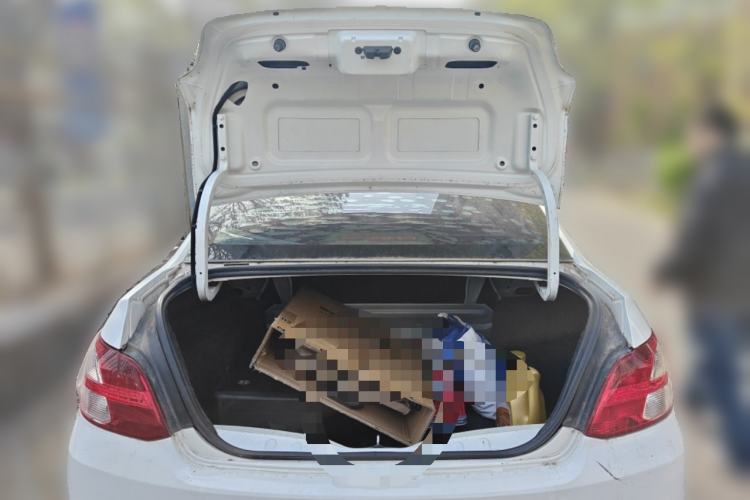 Used Peugeot 301 2014 1.6L Automatic Comfort Edition Trunk