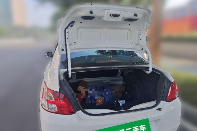Used Peugeot 301 2014 1.6L Automatic Comfort Edition Trunk