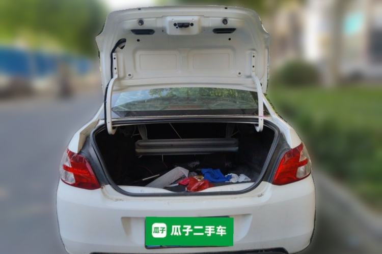 Used Peugeot 301 2014 1.6L Manual Comfort Edition Trunk