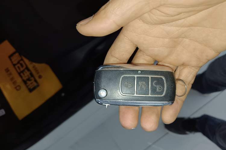 Used Peugeot 301 2014 1.6L Manual Comfort Edition Vehicle Key