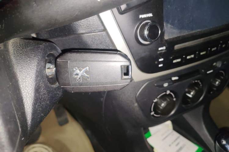 Used Peugeot 301 2014 1.6L Automatic Comfort Edition Vehicle Key