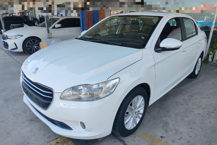 Used Peugeot 301 2014 1.6L Automatic Luxury Edition Guazi used car, China used car export, Used car for sale, Used Peugeot cars, Cheapest cars for sale