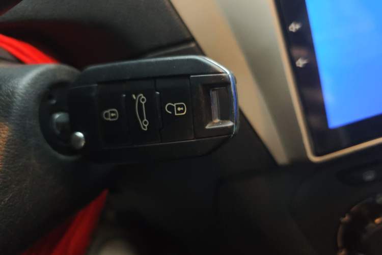 Used Peugeot 301 2014 1.6L Automatic Comfort Edition Vehicle Key