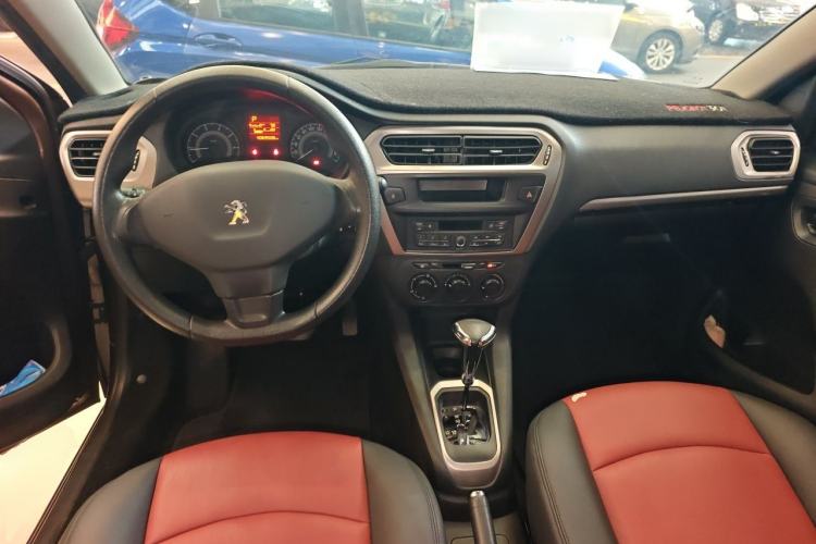 Used Peugeot 301 2016 1.6L Automatic Comfort Edition Center Console