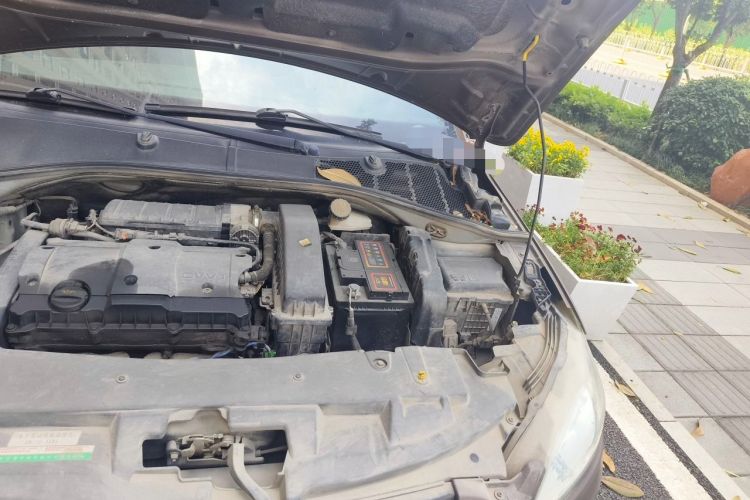 Used Peugeot 301 2016 1.6L Automatic Comfort Edition Engine Bay Left