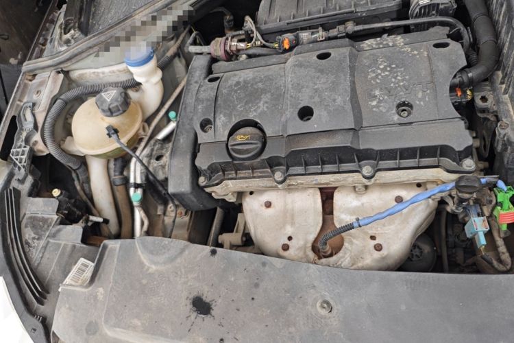 Used Peugeot 301 2016 1.6L Manual Comfort Edition Engine Bay Right