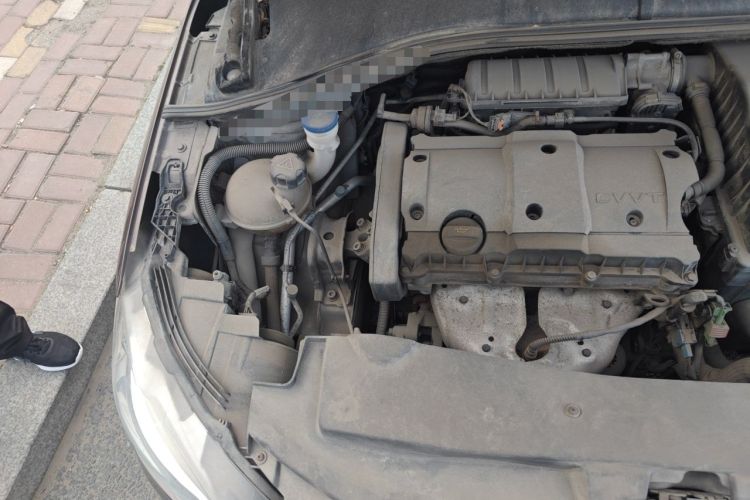 Used Peugeot 301 2016 1.6L Manual Comfort Edition Engine Bay Right
