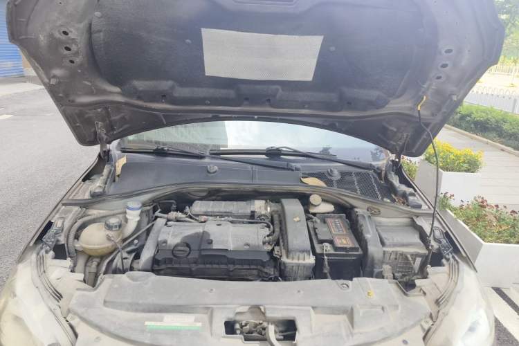 Used Peugeot 301 2016 1.6L Automatic Comfort Edition Engine Bay