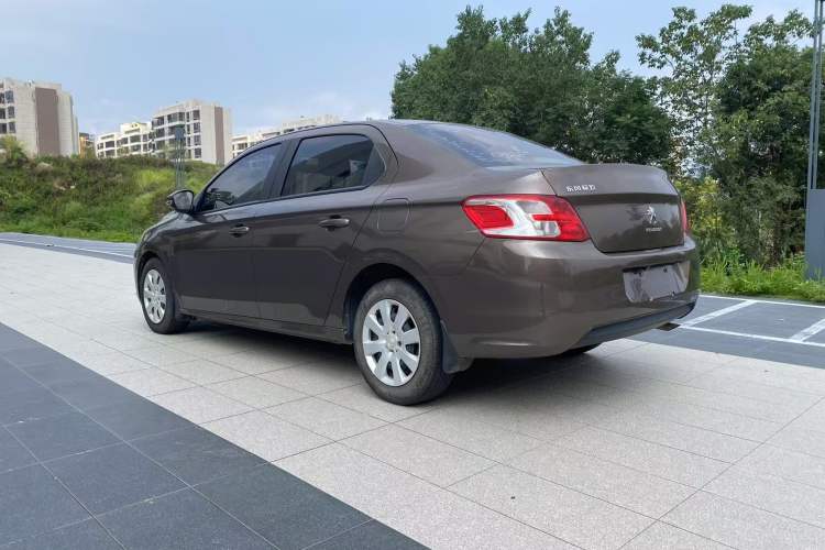 Used Peugeot 301 2016 1.6L Automatic Comfort Edition Exterior 8