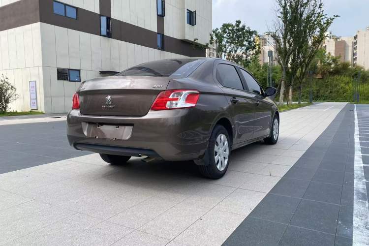 Used Peugeot 301 2016 1.6L Automatic Comfort Edition Exterior 9