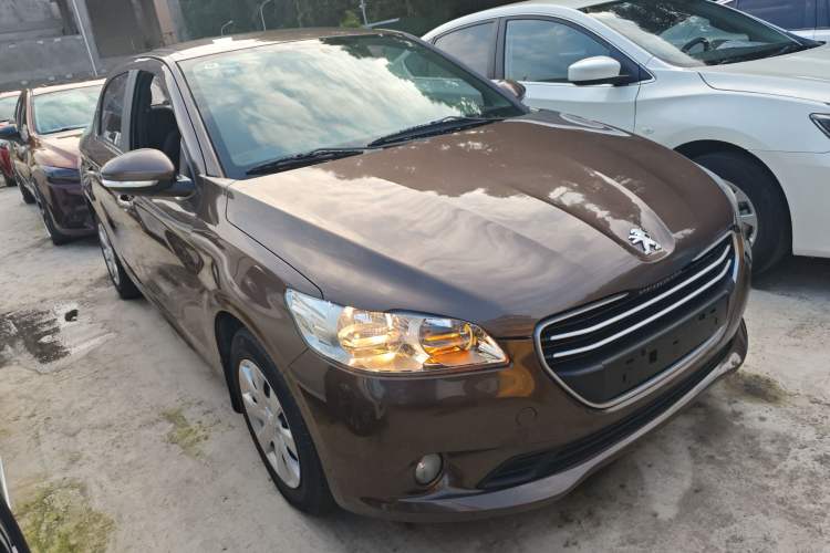 Used Peugeot 301 2016 1.6L Manual Happiness Edition Front Right 45 Deg