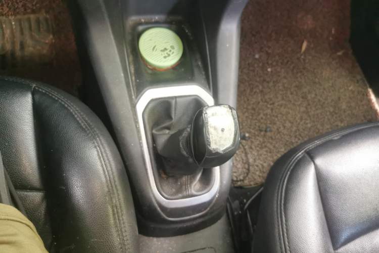 Used Peugeot 301 2016 1.6L Manual Comfort Edition Gear Lever