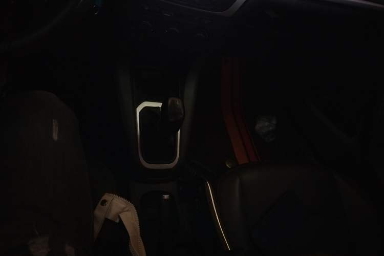 Used Peugeot 301 2016 1.6L Manual Comfort Edition Gear Lever