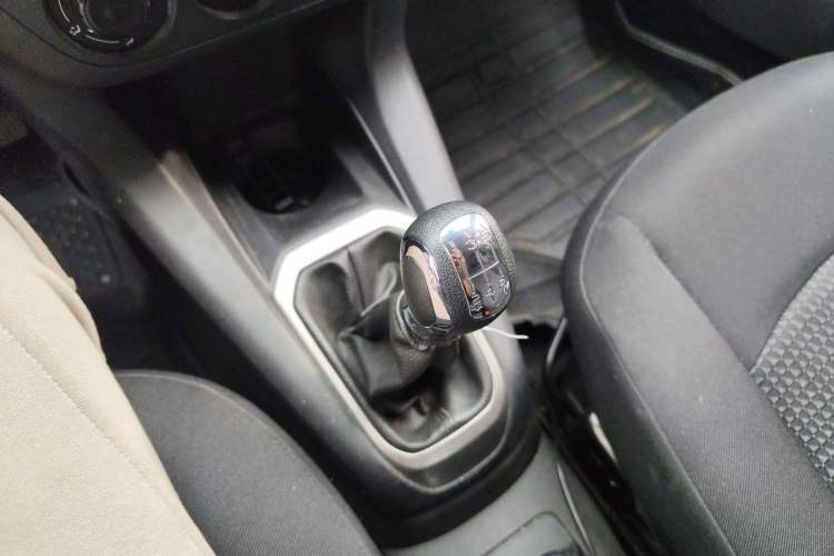 Used Peugeot 301 2016 1.6L Manual Comfort Edition Gear Lever