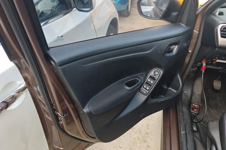 Used Peugeot 301 2016 1.6L Manual Happiness Edition Left Front Door Interior