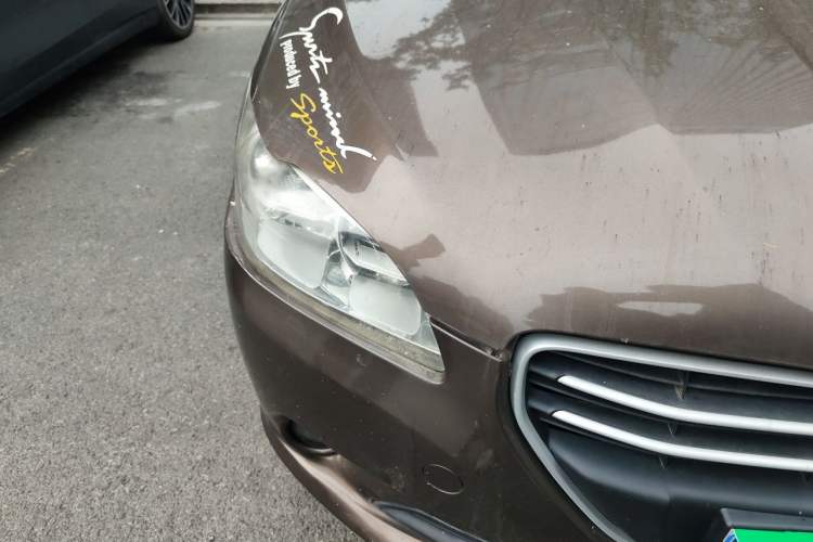 Used Peugeot 301 2016 1.6L Manual Comfort Edition Right Front Headlight