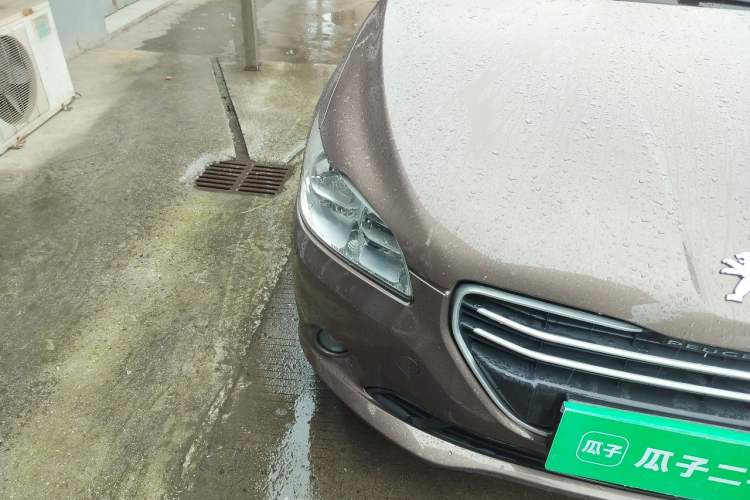 Used Peugeot 301 2016 1.6L Automatic Comfort Edition Right Front Headlight