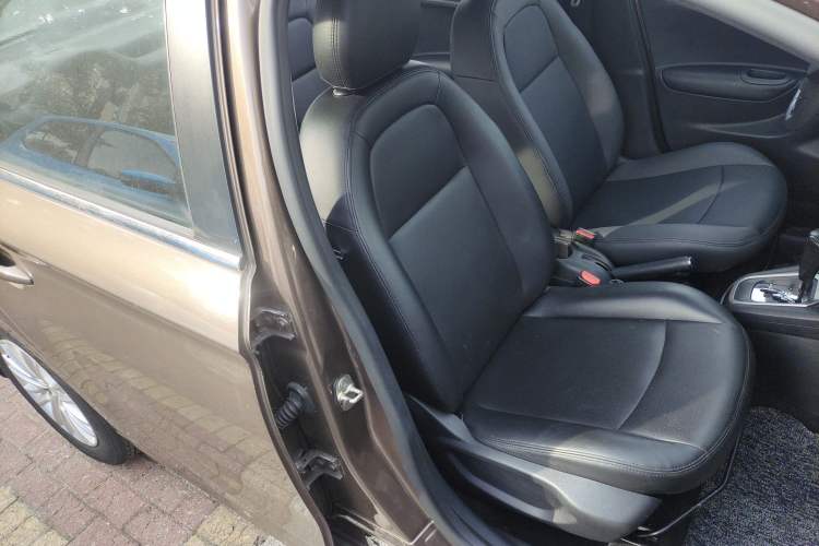 Used Peugeot 301 2016 1.6L Automatic Comfort Edition Right Front Seat