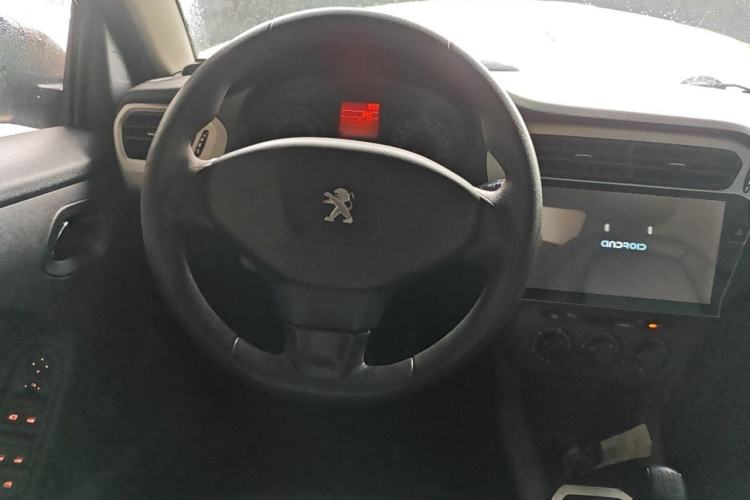 Used Peugeot 301 2016 1.6L Manual Comfort Edition Steering Wheel