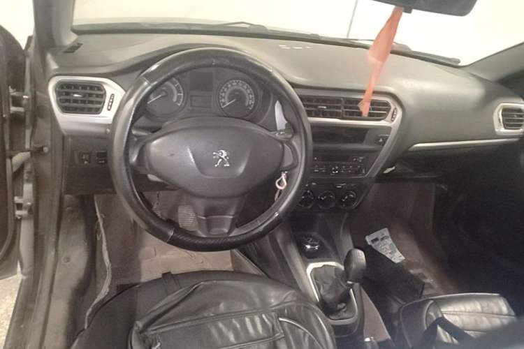 Used Peugeot 301 2016 1.6L Manual Comfort Edition Steering Wheel