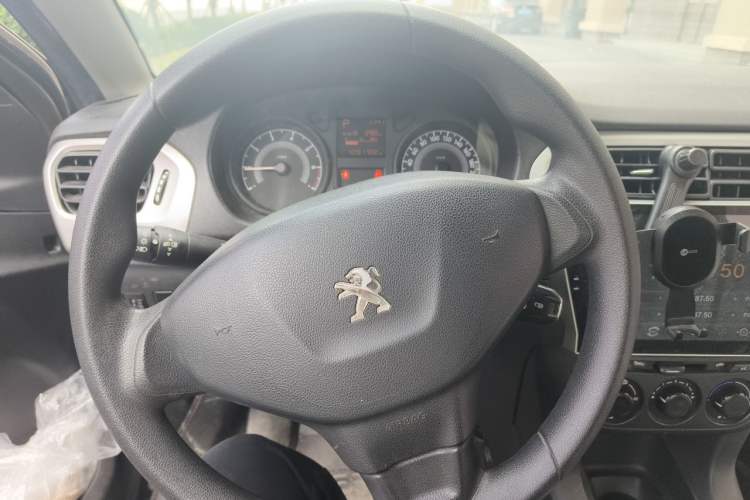 Used Peugeot 301 2016 1.6L Automatic Comfort Edition Steering Wheel