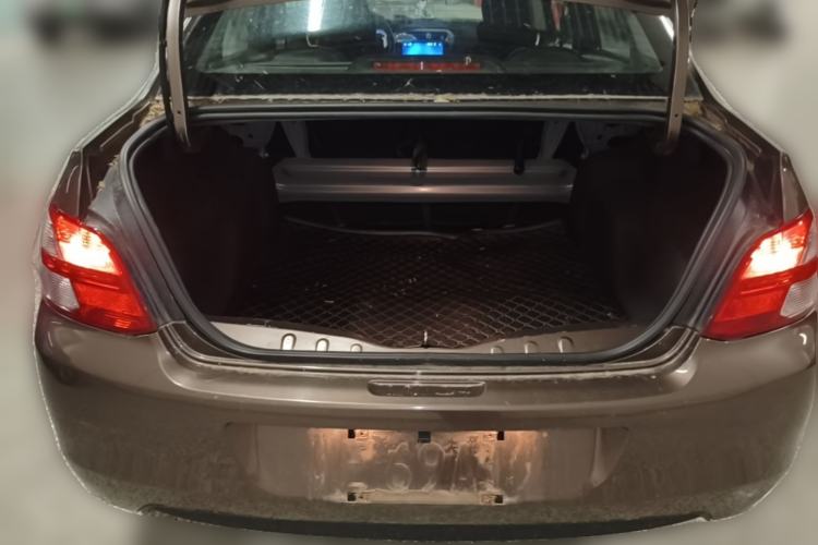 Used Peugeot 301 2016 1.6L Manual Comfort Edition Trunk