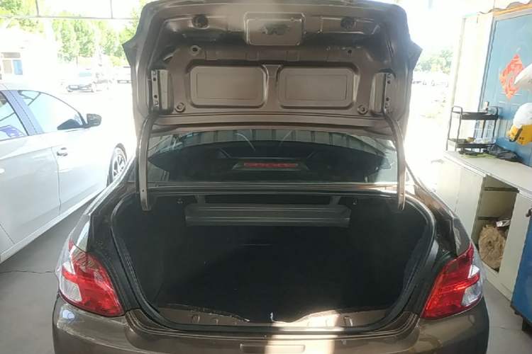 Used Peugeot 301 2016 1.6L Manual Happiness Edition Trunk