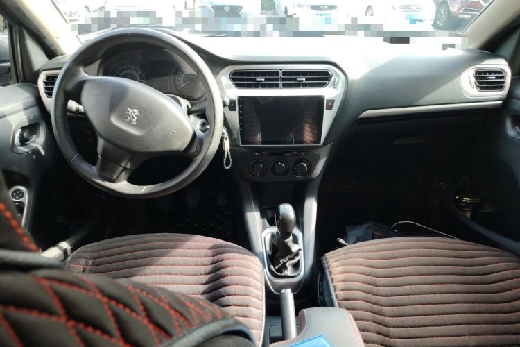 Used Peugeot 301 2016 1.6L Manual Comfort Edition Center Console