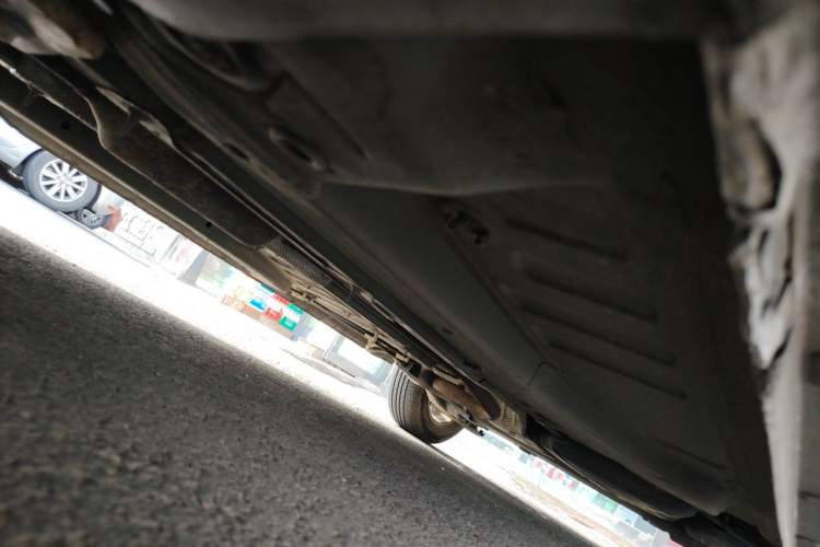 Used Peugeot 301 2016 1.6L Manual Comfort Edition Chassis Front Left