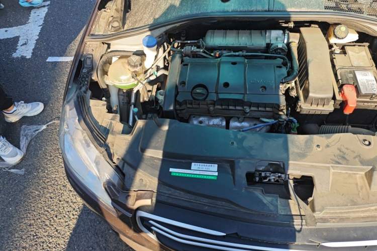 Used Peugeot 301 2016 1.6L Automatic Comfort Edition Engine Bay Right
