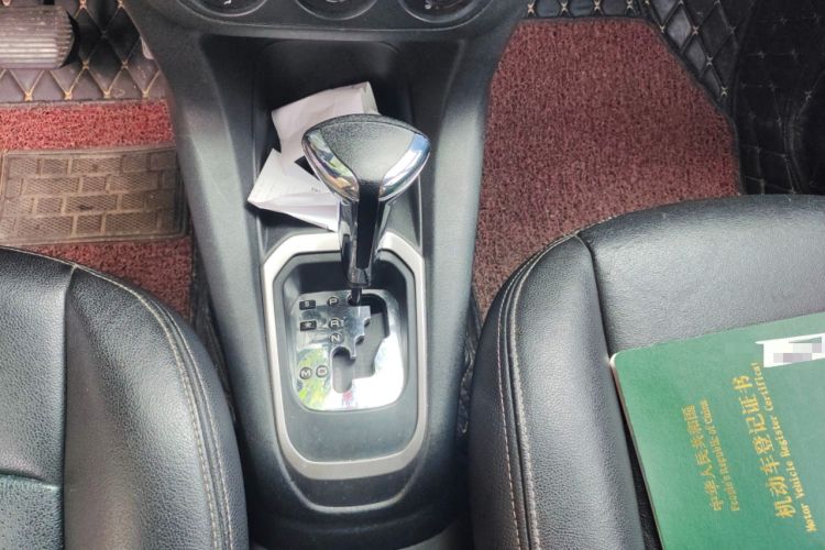 Used Peugeot 301 2016 1.6L Automatic Comfort Edition Gear Lever