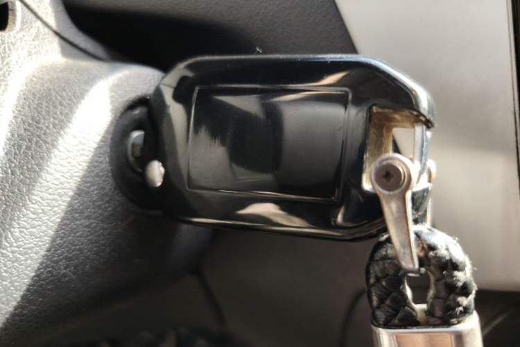 Used Peugeot 301 2016 1.6L Manual Comfort Edition Vehicle Key