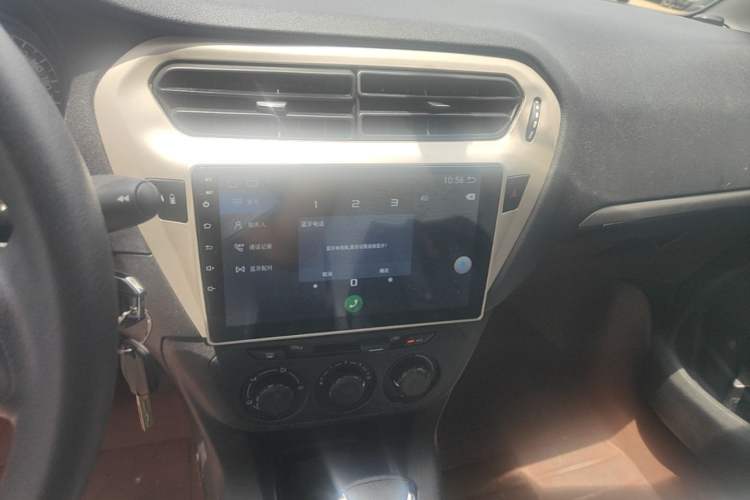 Used Peugeot 301 2016 1.6L Automatic Comfort Edition Audio And AC Panel
