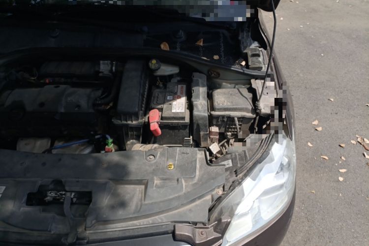 Used Peugeot 301 2016 1.6L Manual Comfort Edition Engine Bay Left