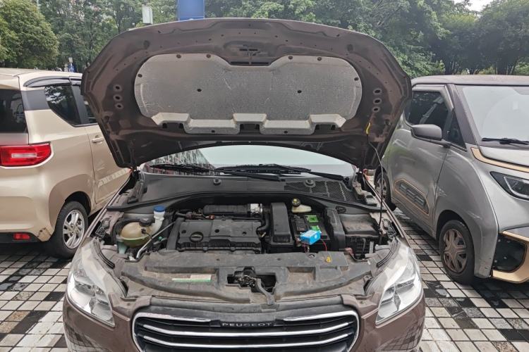 Used Peugeot 301 2016 1.6L Automatic Luxury Edition Engine Bay