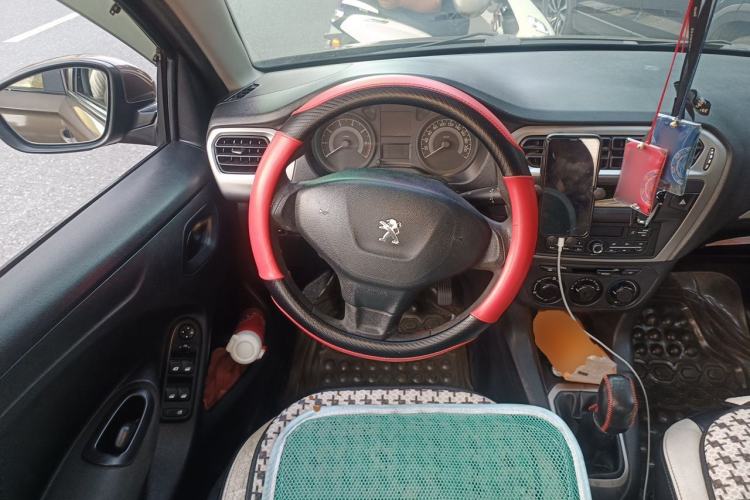Used Peugeot 301 2016 1.6L Manual Comfort Edition Steering Wheel