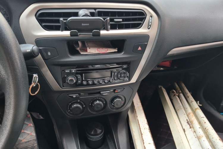 Used Peugeot 301 2016 1.6L Manual Comfort Edition Audio And AC Panel