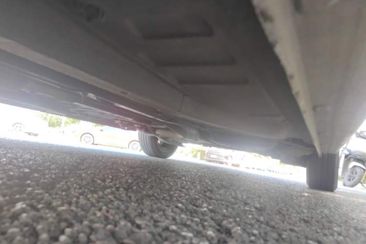 Used Peugeot 301 2016 1.6L Manual Comfort Edition Chassis Front Left