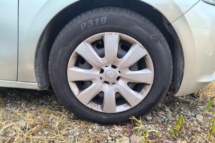 Used Peugeot 301 2016 1.6L Manual Comfort Edition Exterior 1