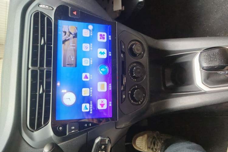 Used Peugeot 301 2016 1.6L Manual Comfort Edition Audio And AC Panel