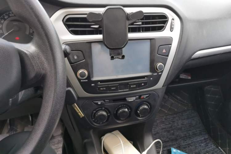 Used Peugeot 301 2016 1.6L Manual Happiness Edition Audio And AC Panel