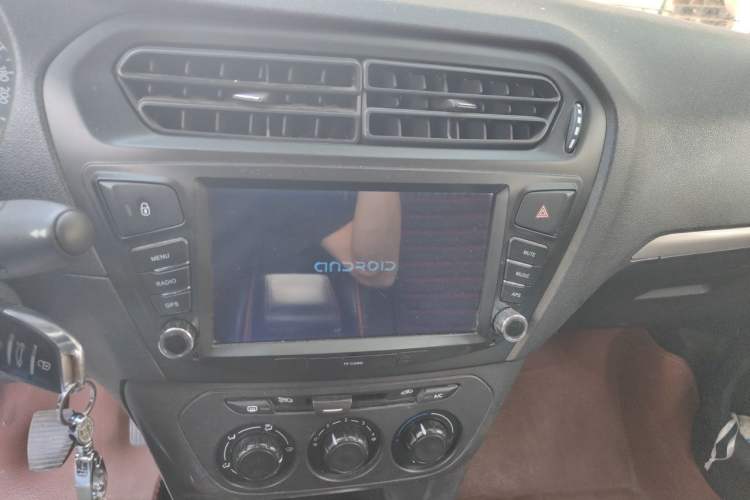 Used Peugeot 301 2016 1.6L Manual Comfort Edition Audio And AC Panel