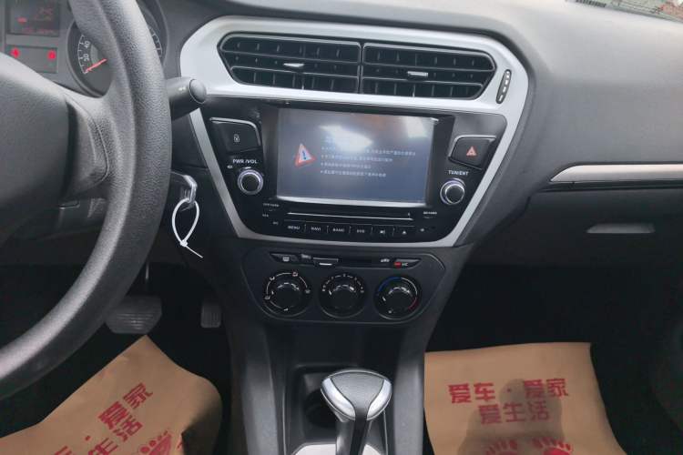 Used Peugeot 301 2016 1.6L Automatic Comfort Edition Audio And AC Panel
